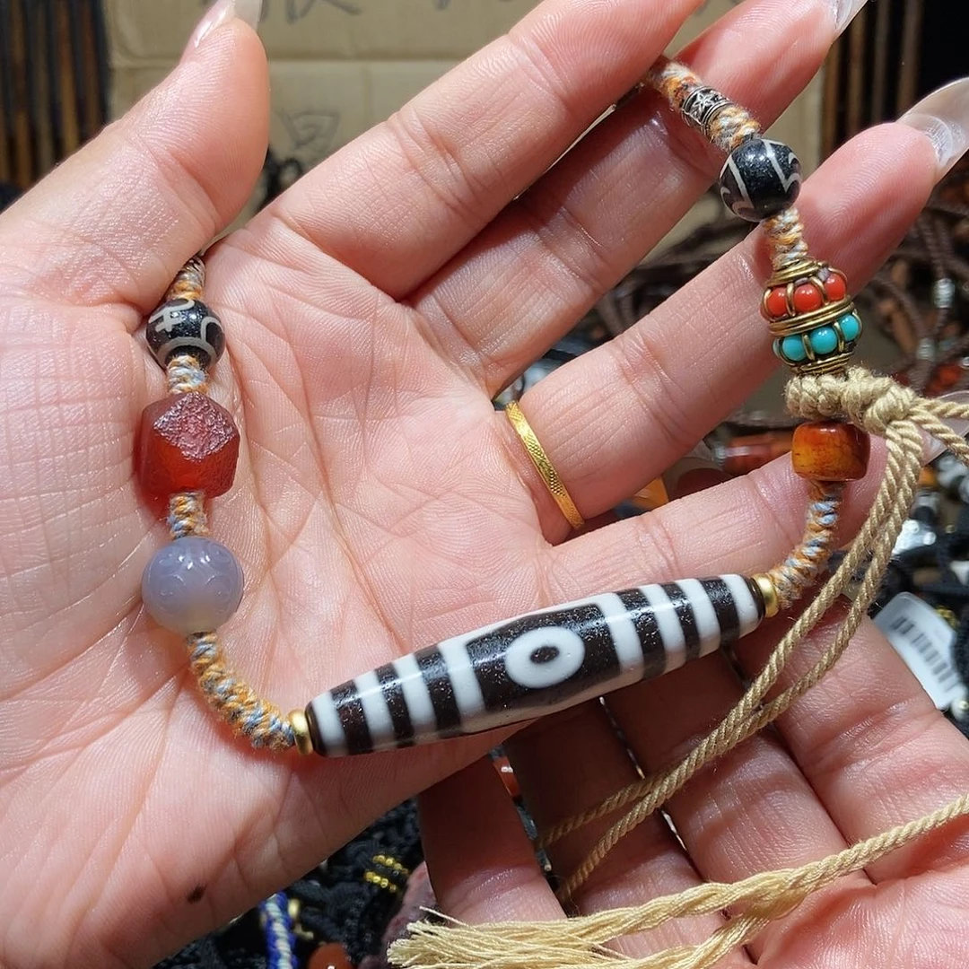 玛瑙/玉髓颈饰未镶嵌