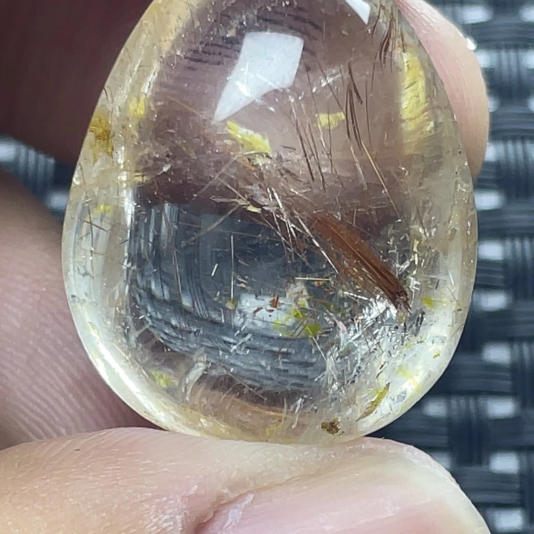 水晶吊坠未镶嵌品**友