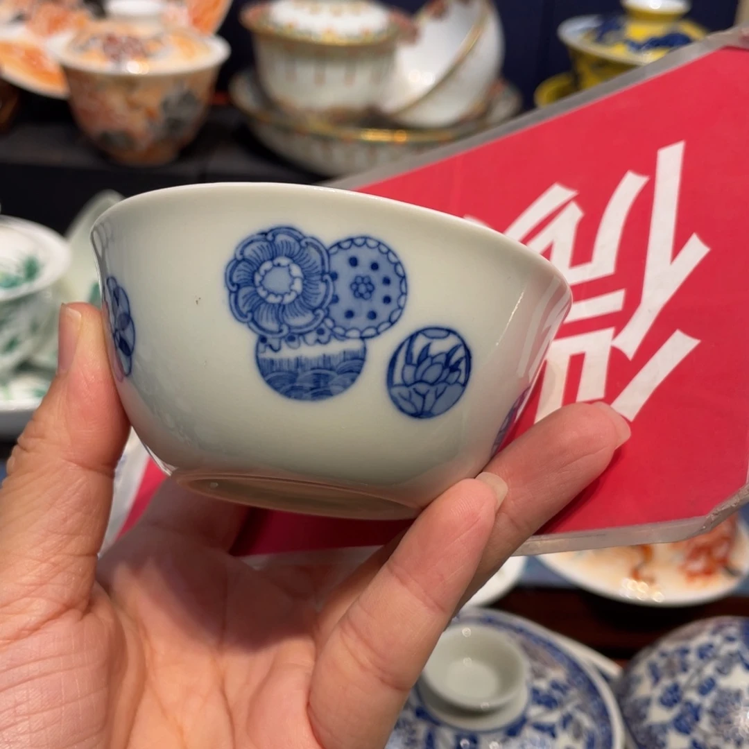 景德镇瓷器上分享自