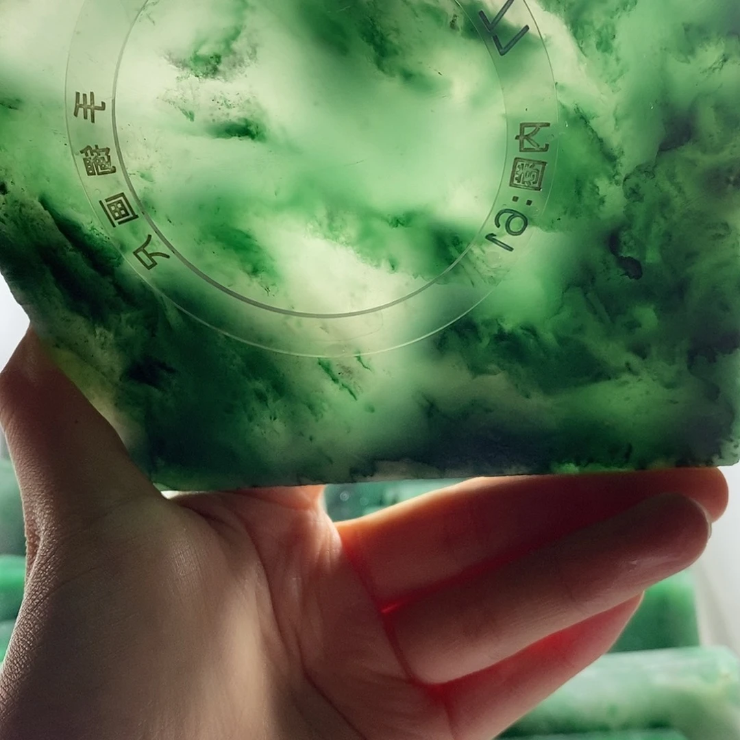 定制石英质玉（非洲翠）t****贝
