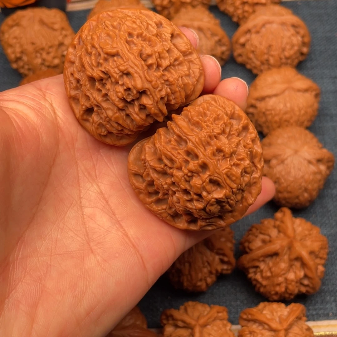 把件文玩核桃46毕业三角疆