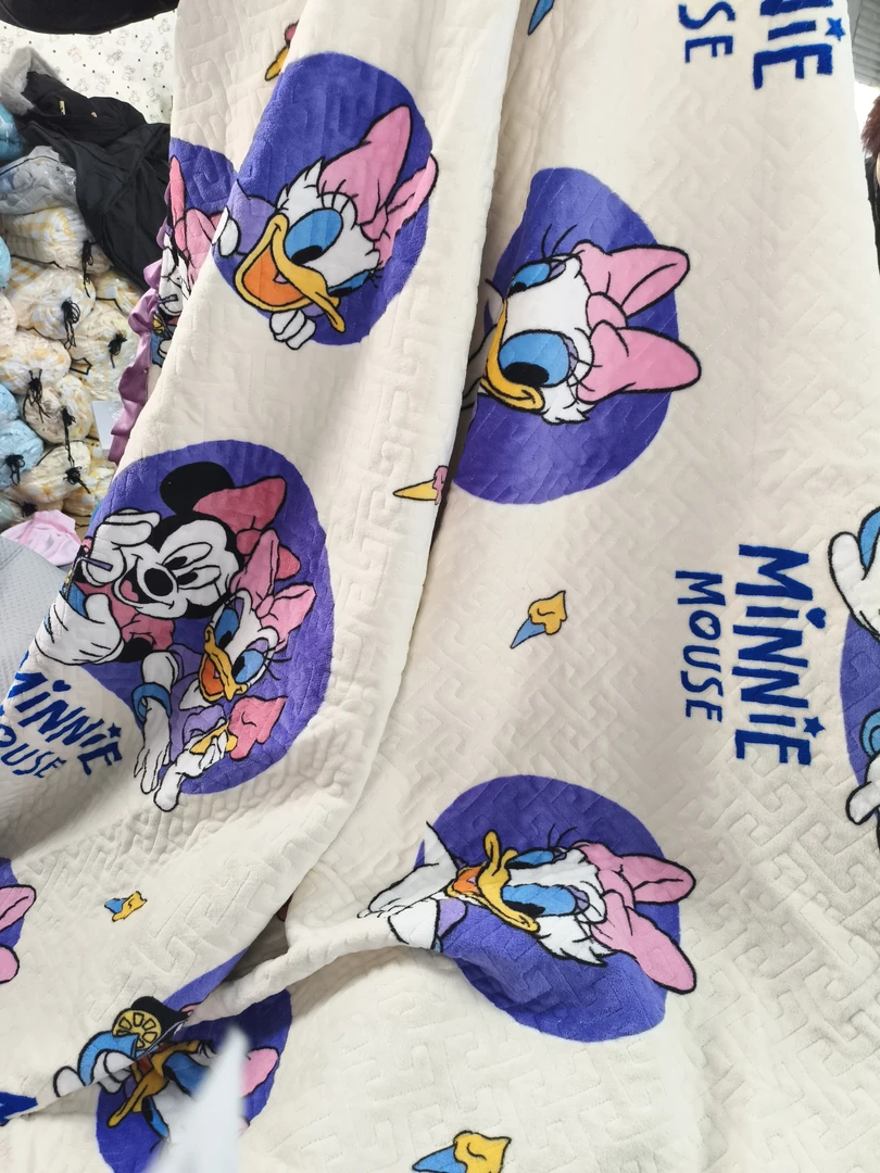 【黛西】双人牛奶绒绒床盖2*2.3米