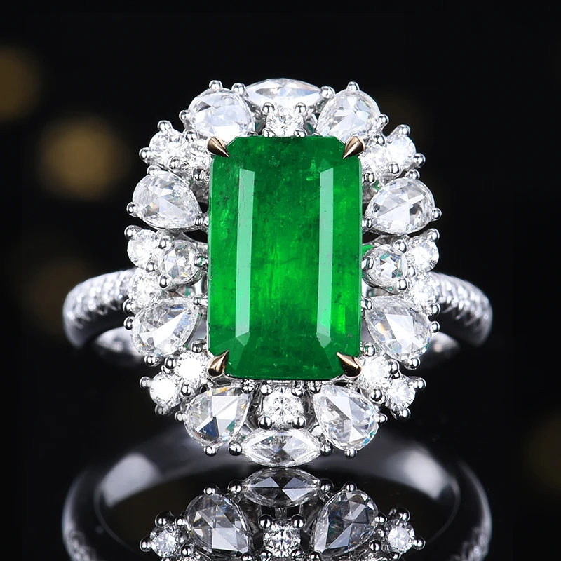 沉稳华丽 主石4.16克拉 18K金 天然祖母绿戒指