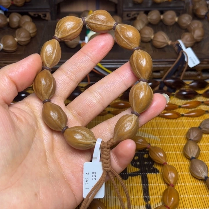 橄榄核手串/手链卢*枫梅林铁核1.7*2.4