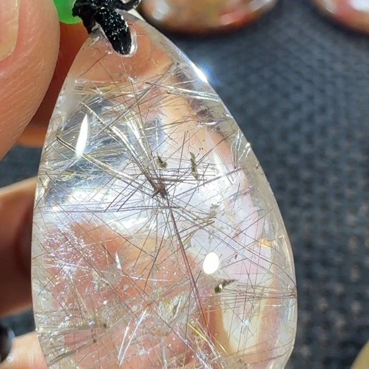 水晶吊坠(不含链)未镶嵌良*一