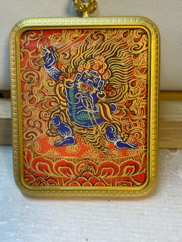 手绘藏族唐卡真品西藏唐卡吊坠鸡守护不动明王铜外壳青海热贡藏风