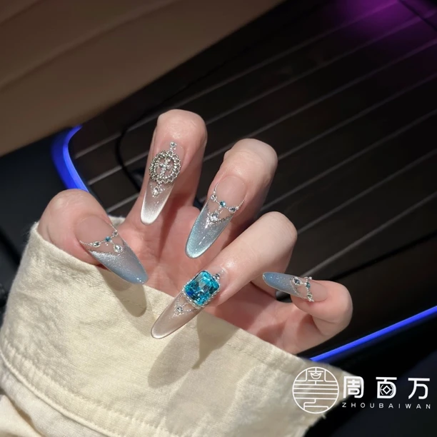 原创设计【梦之蓝】周百万手工穿戴甲