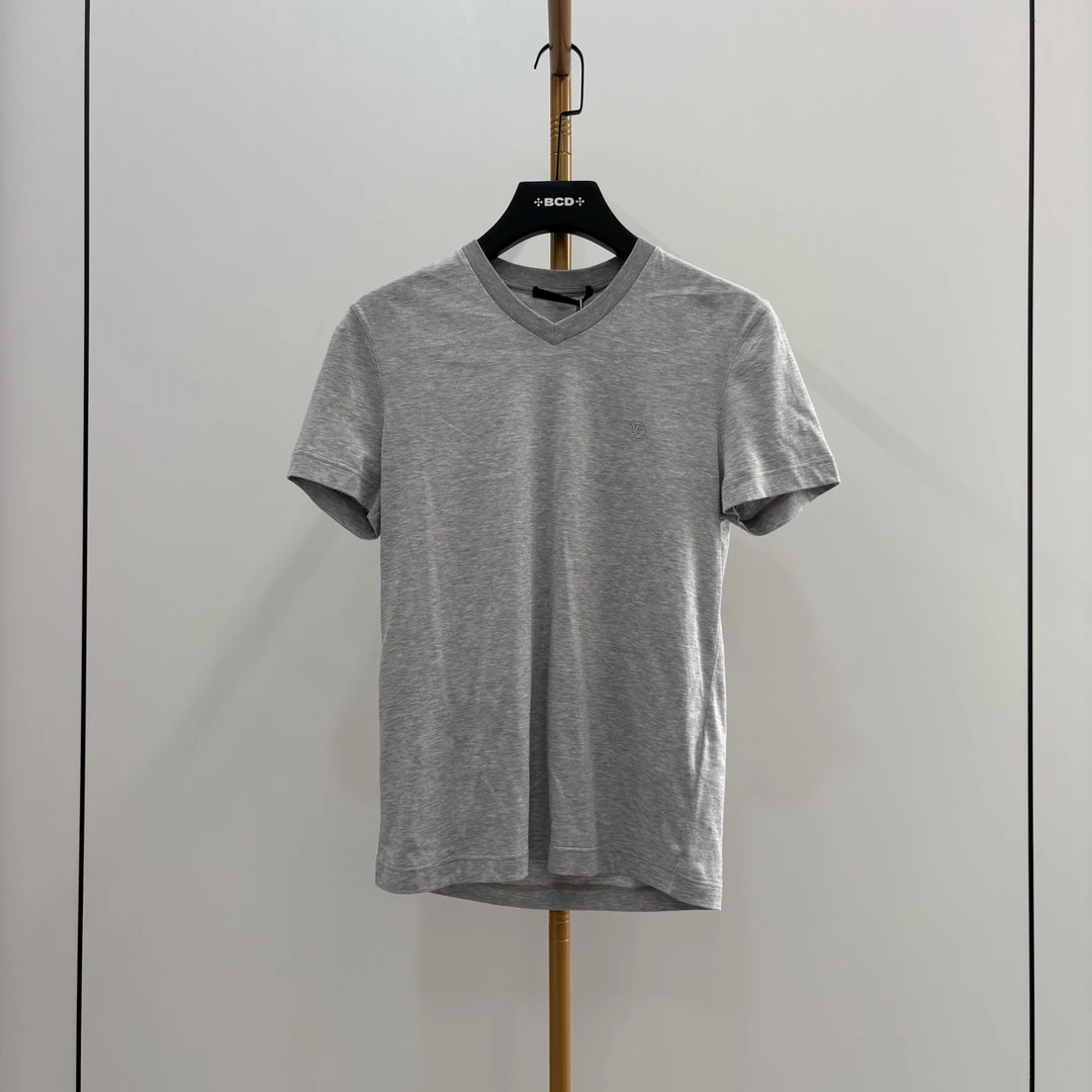 未使用 LouisVuitton/路易威登 【BW】纯色刺绣logo短袖 XXS码/吊