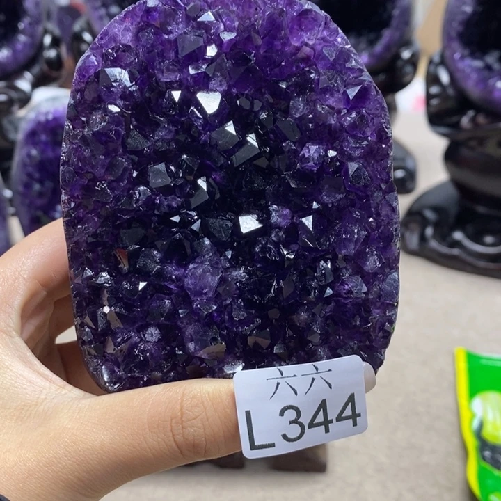 水晶未镶嵌大型摆件（非配饰）摆件