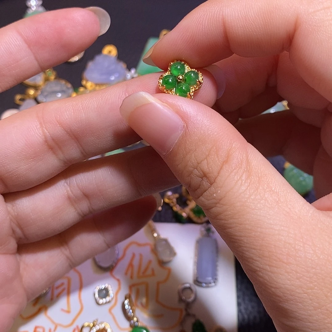 翡翠银S925镶嵌颈饰