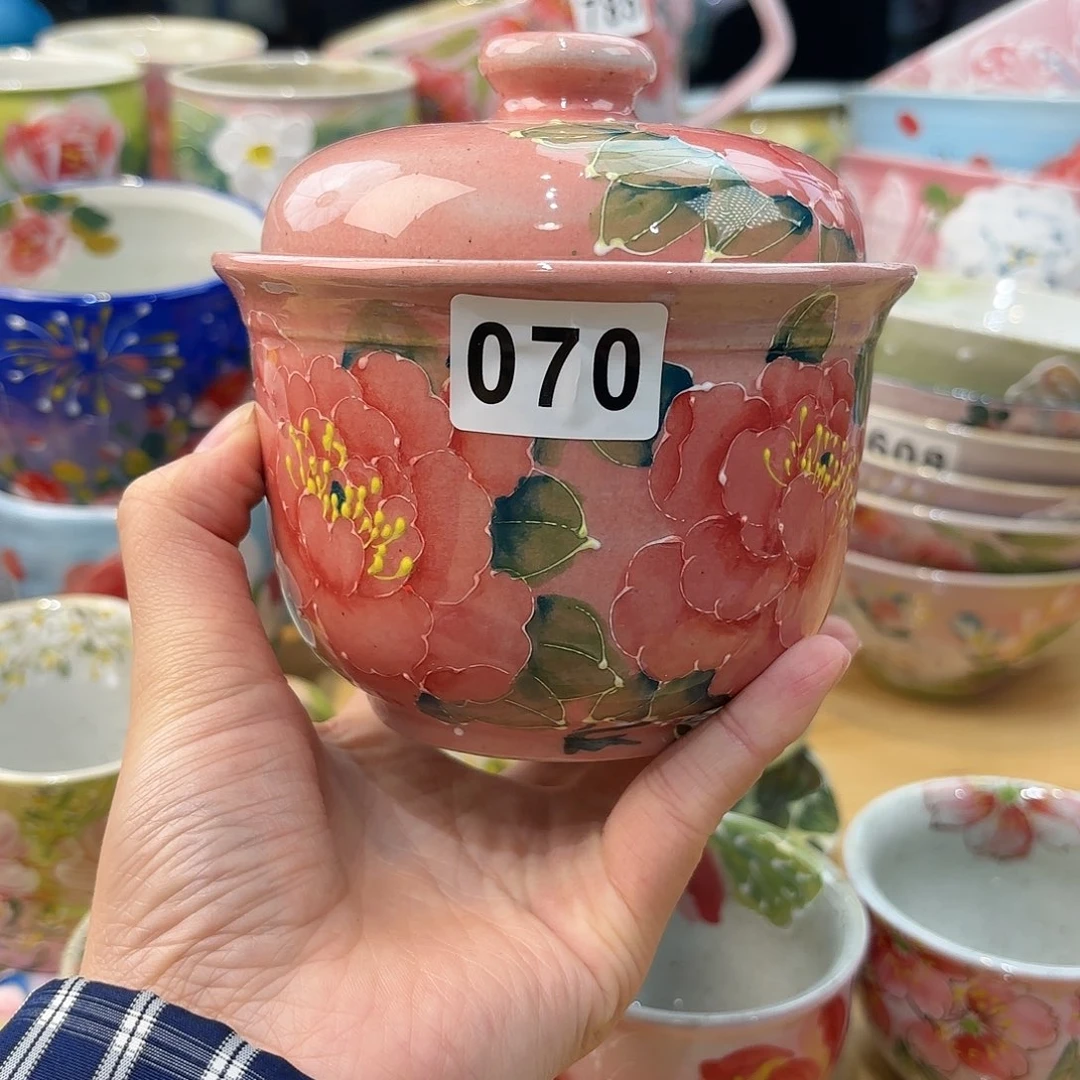 瓷片兔兔盖茨。兔兔好