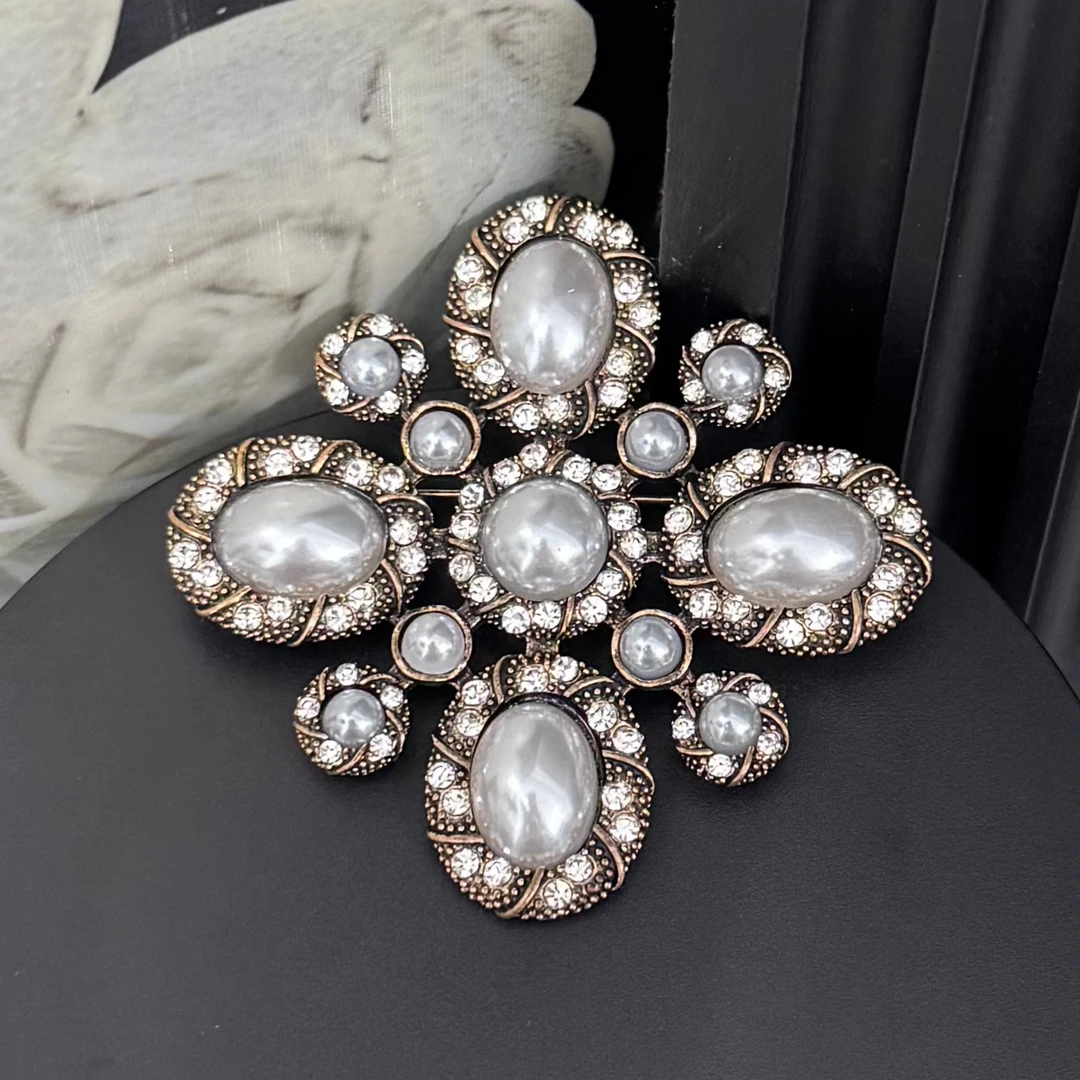 DK6902 高档方形珍珠别针配件