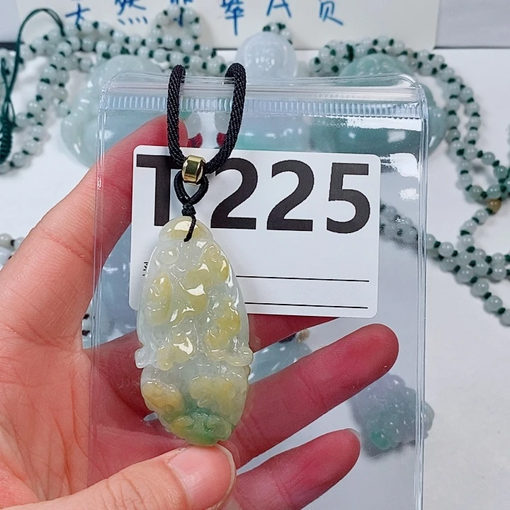 翡翠颈饰未镶嵌天然
