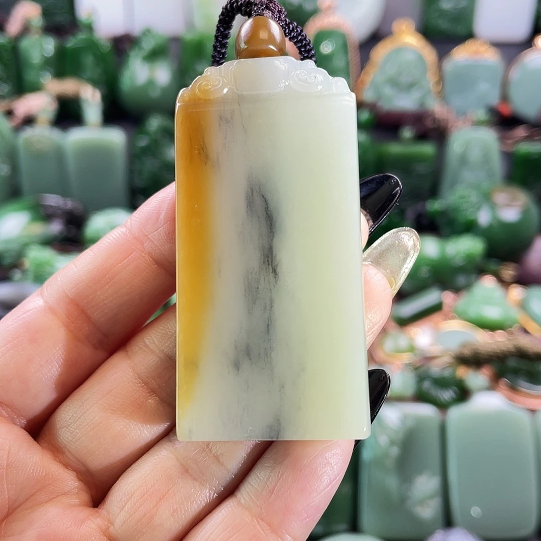 和田玉挂件未镶嵌