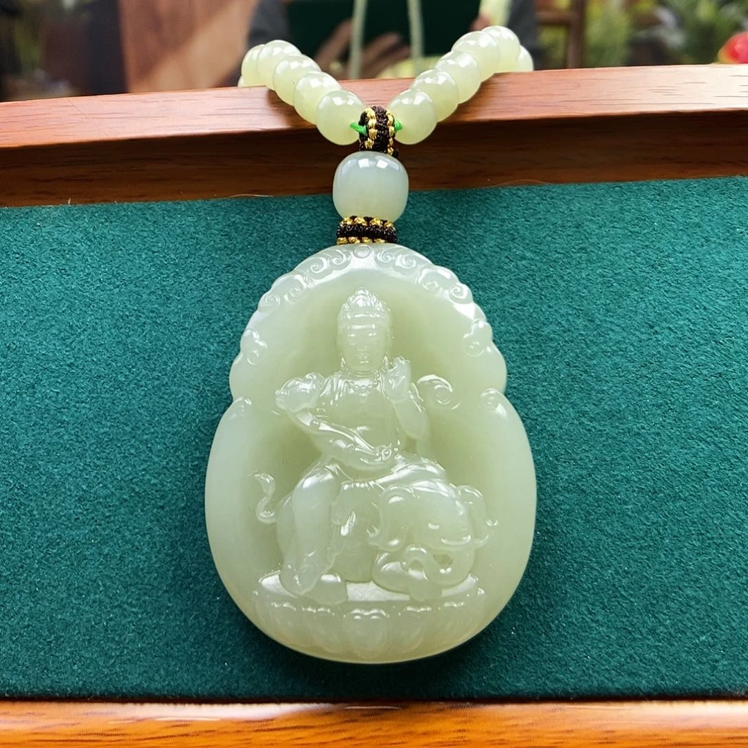 和田玉未镶嵌颈饰008属龙和蛇佩戴普贤菩萨
