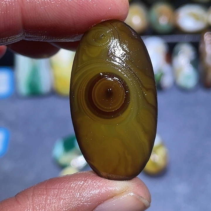 玛瑙/玉髓未镶嵌珠宝奇石