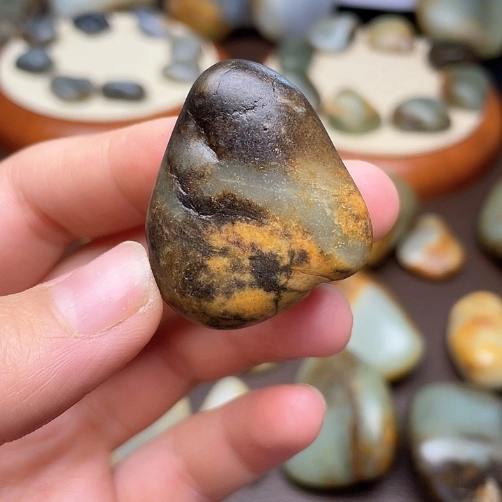 和田玉未镶嵌颈饰23