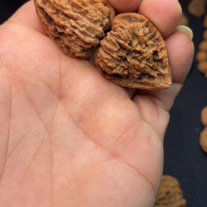 范***爷吊坠文玩核桃塔尖