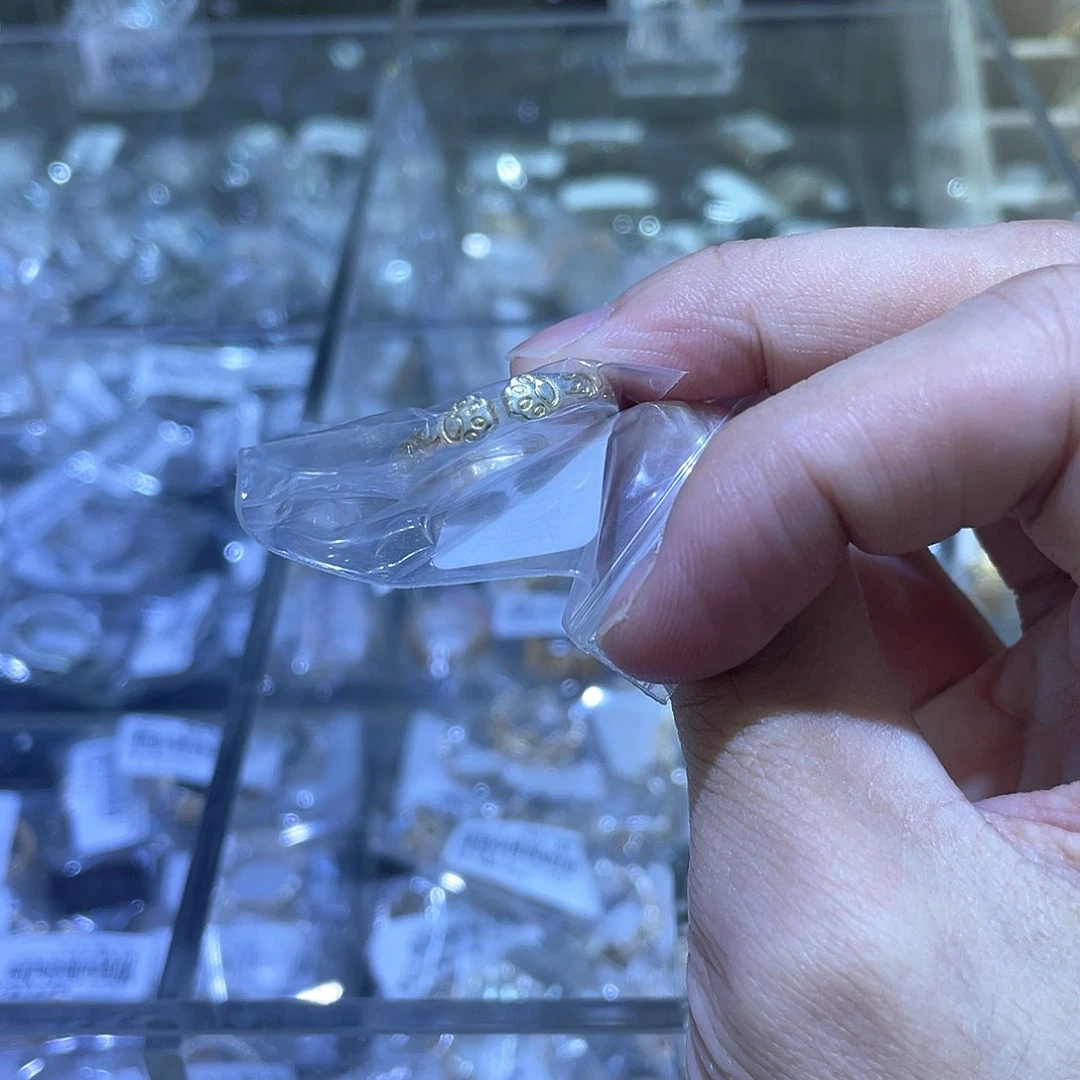 珐琅足银宝相花猫爪戒指