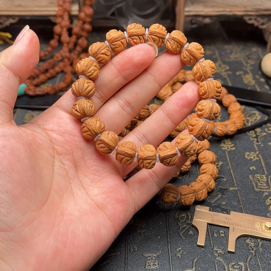 桃核吊坠小金豆手串