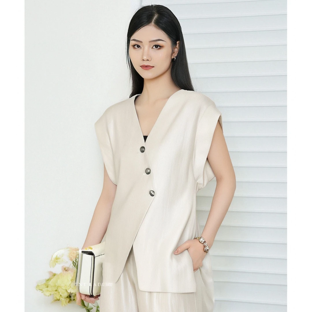 休闲精致通勤轻奢气质收腰马夹短裤时尚套装简约高级女士套装