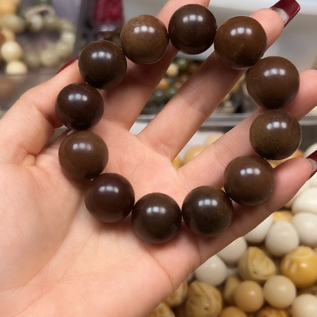 手串菩提根/象牙果瑕疵19黑金圆1条有开片