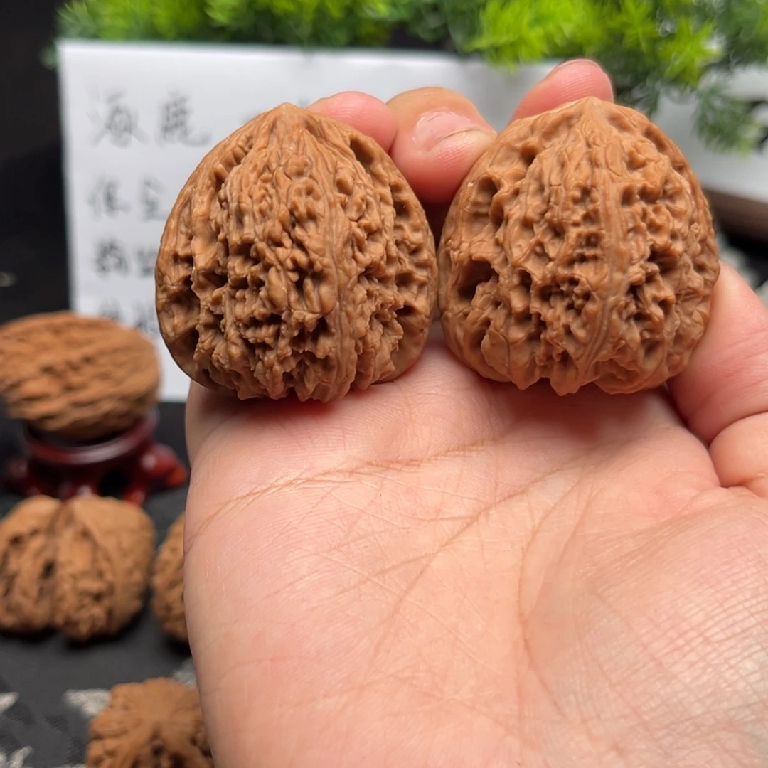 吊坠文玩核桃3****球南疆