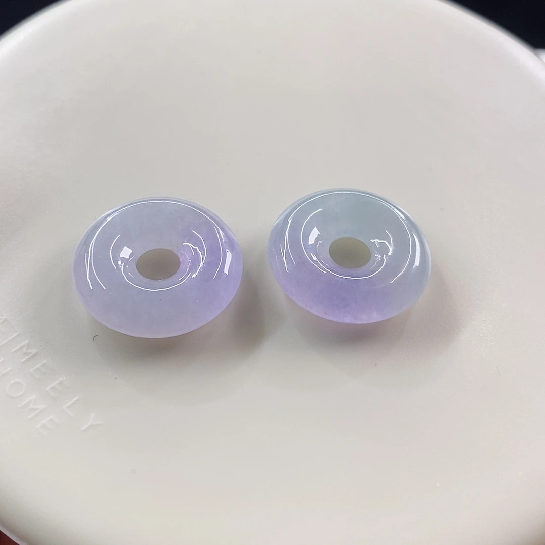 颈饰未镶嵌翡翠一对甜甜圈