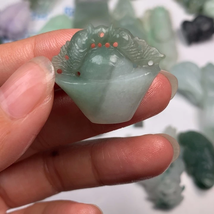 定制翡翠未镶嵌翡翠