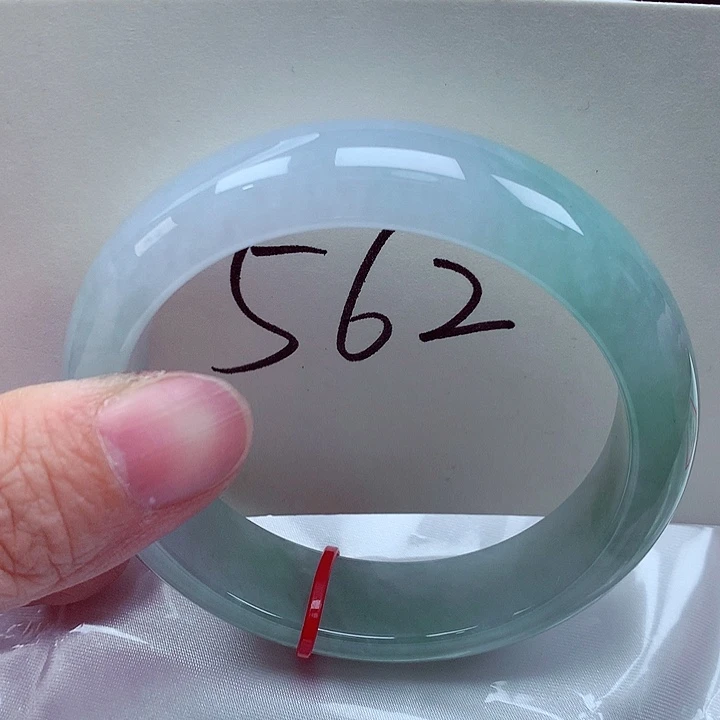 翡翠未镶嵌手镯翡翠