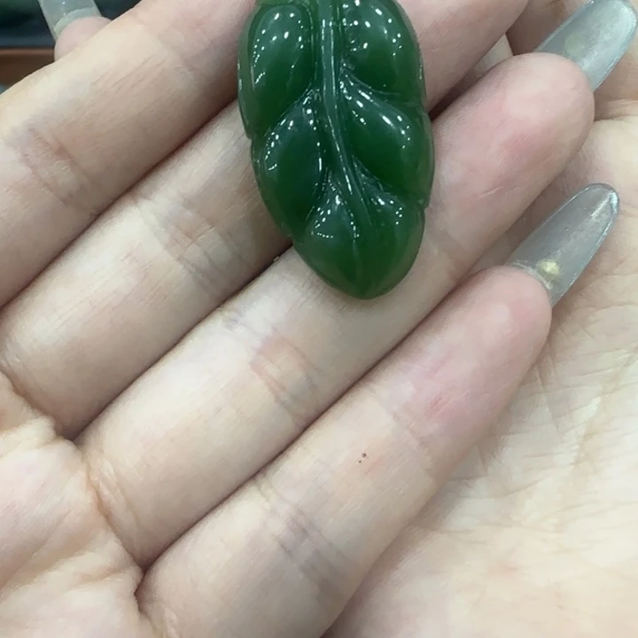 菲***儿和田玉未镶嵌吊坠(不含链)