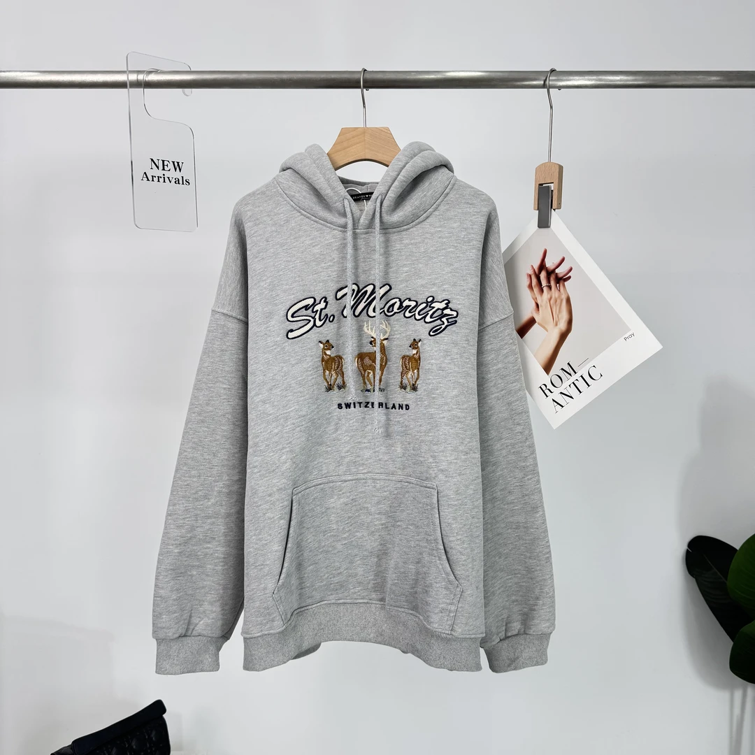C307套头款胸口三只小鹿刺绣连帽款连帽落肩袖印花卫衣1-2-DM