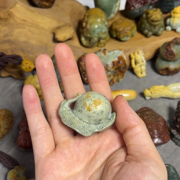 岫岩河磨玉（透闪石质玉）未镶嵌挂件