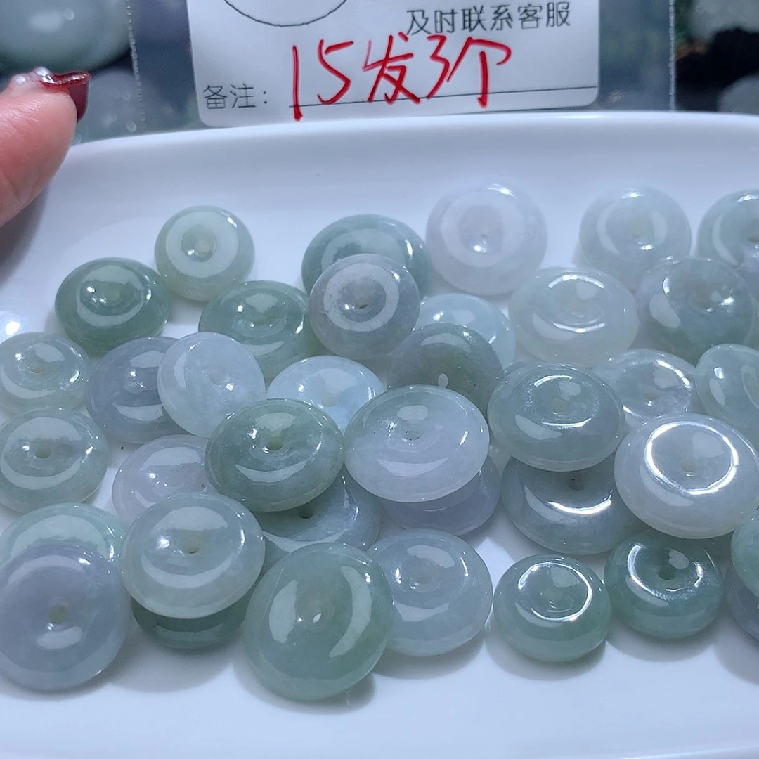 翡翠颈饰未镶嵌2260。