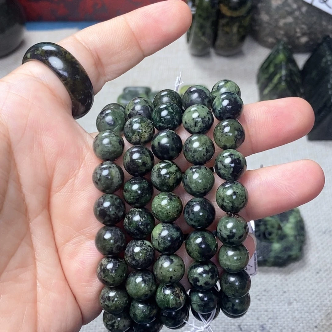 未镶嵌蛇纹石玉手链两条