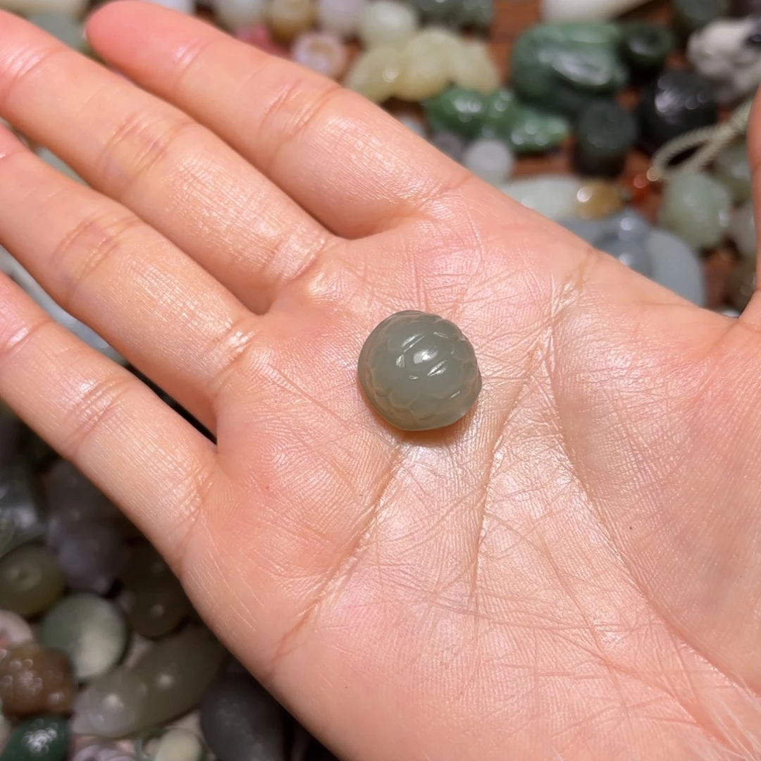 和田玉珠宝半成品未镶嵌织****)