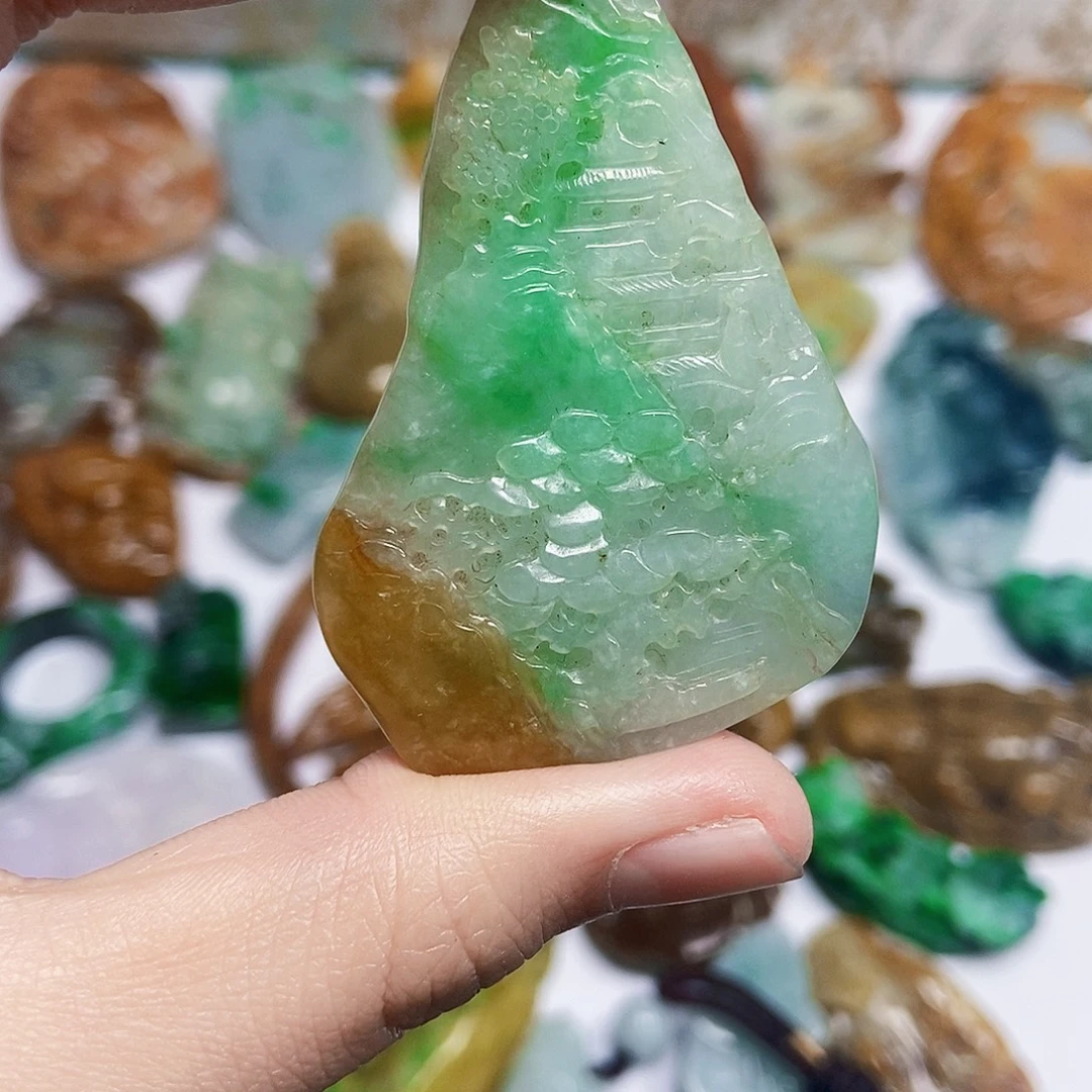 翡翠未镶嵌颈饰翡翠A货