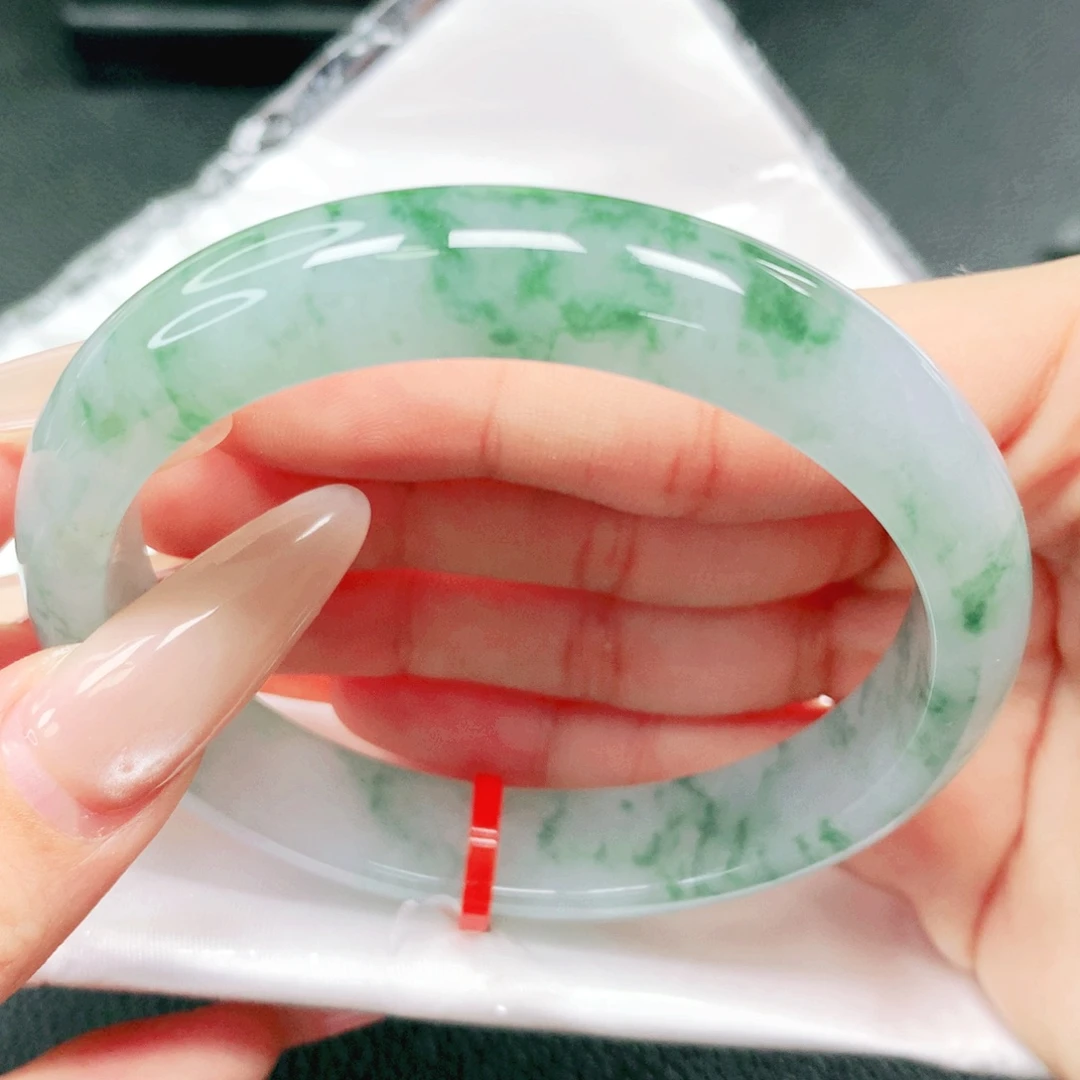 翡翠未镶嵌手镯60