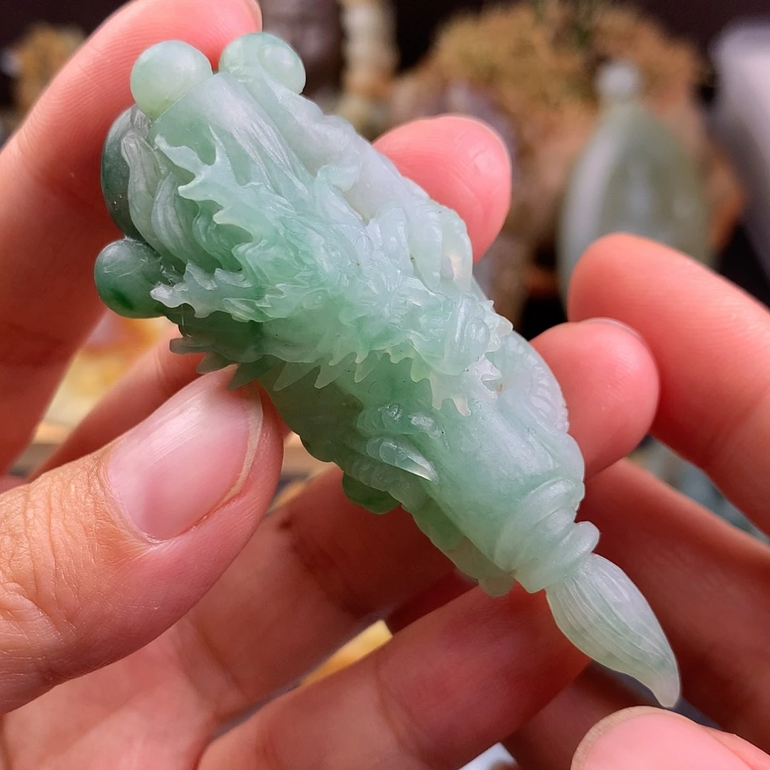 定制翡翠未镶嵌龙笔