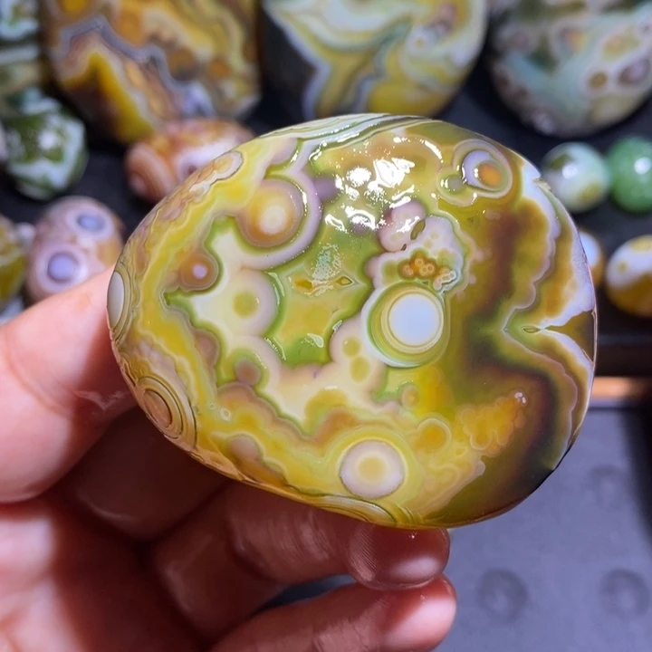 未镶嵌玛瑙/玉髓珠宝半成品99
