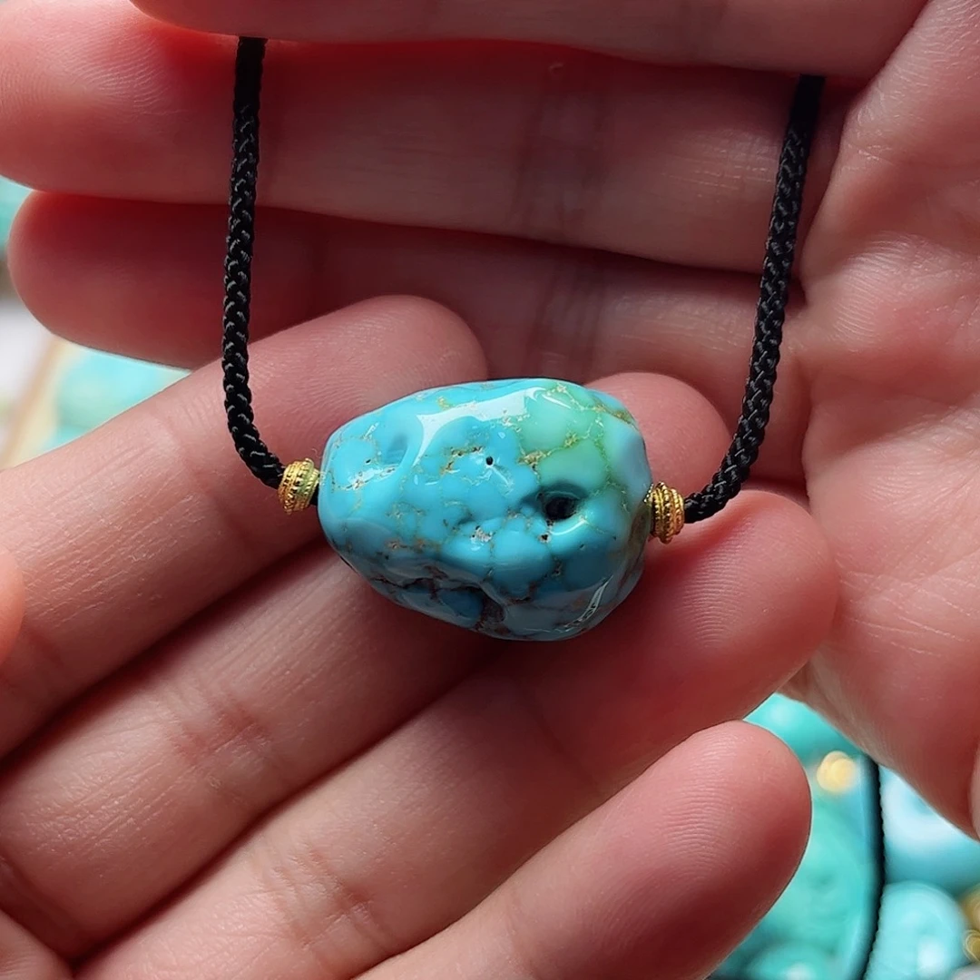 未镶嵌绿松石珠宝奇石