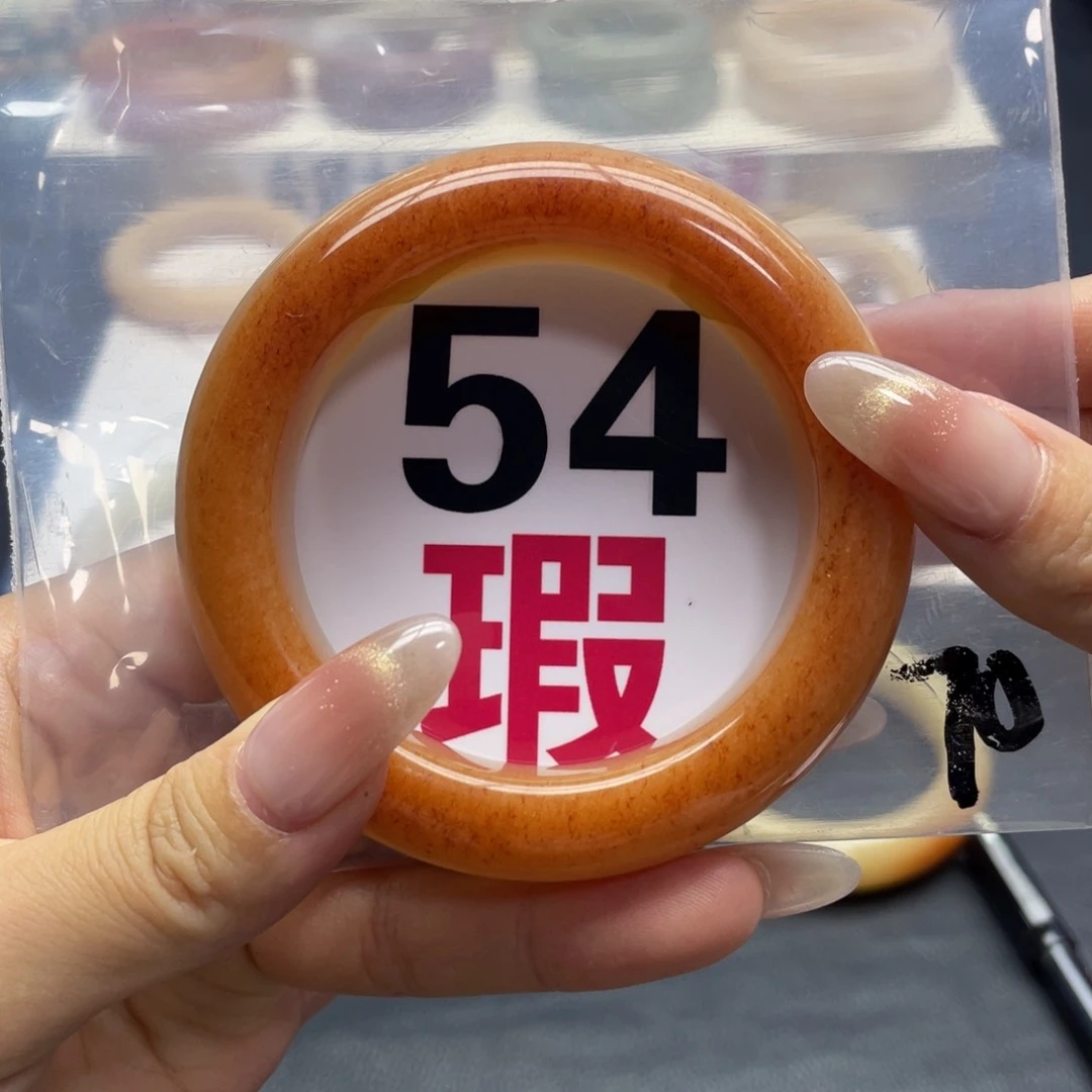 未镶嵌手镯石英岩玉