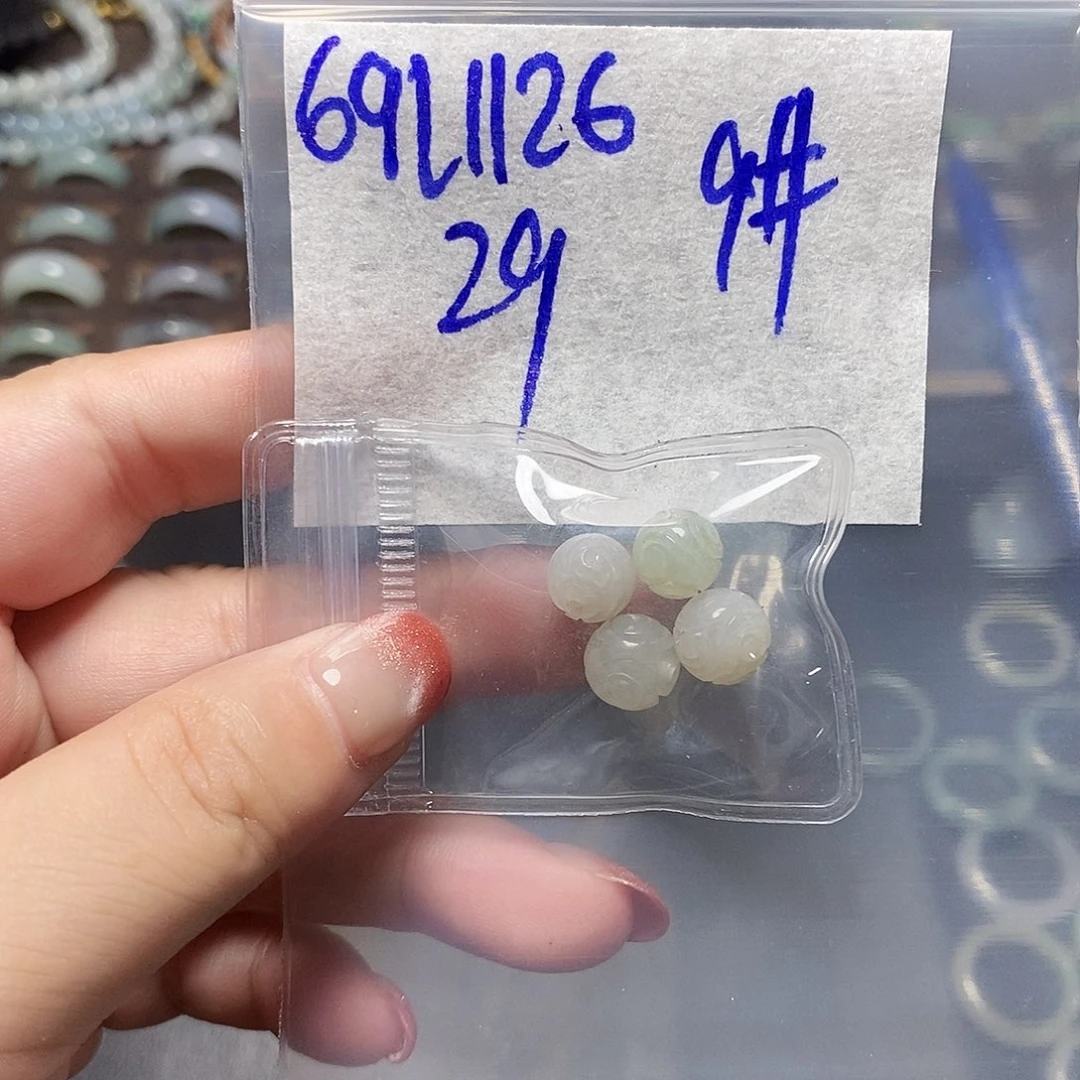 未镶嵌定制翡翠翡翠