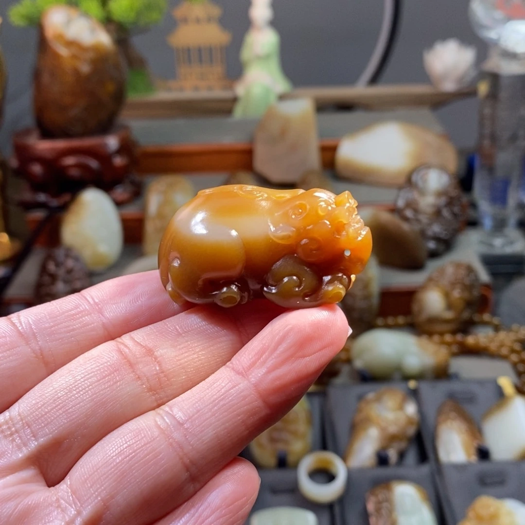 和田玉（糖玉）颈饰未镶嵌