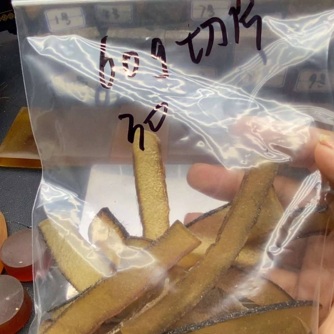 大叶紫檀（黑酸枝木类）