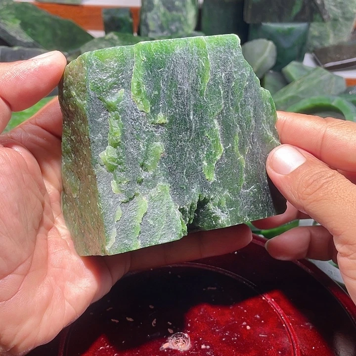 W***g和田玉（碧玉）未镶嵌手链