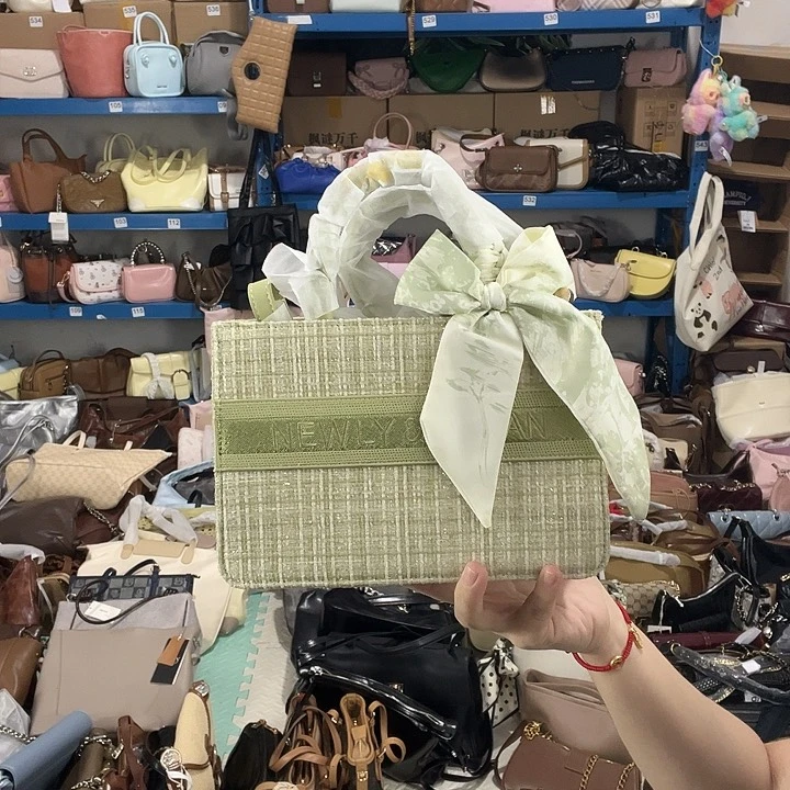 蚕丝56健健康康平平安安