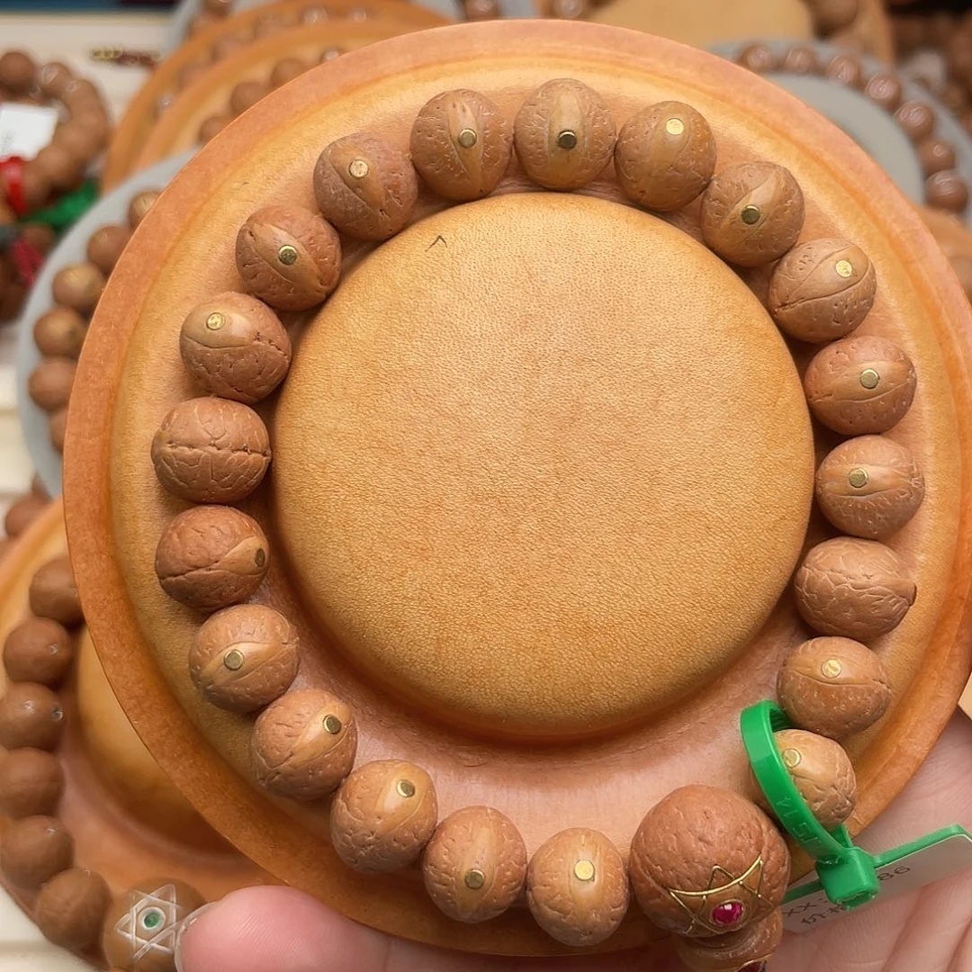 凤眼菩提吊坠紫金