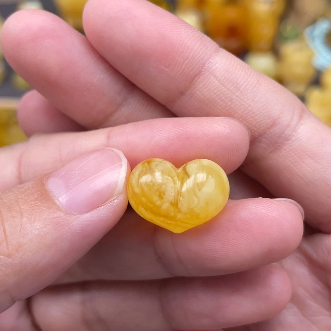 裸石琥珀未镶嵌蜜蜡