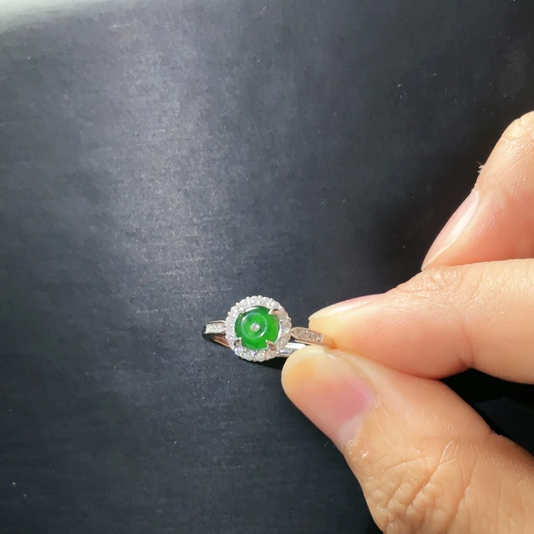翡翠戒指银S925镶嵌帝王绿